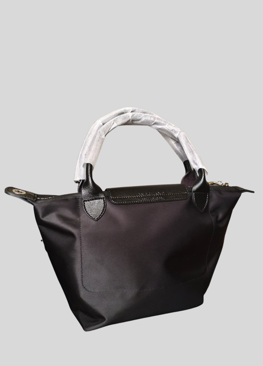Longchamp Siyah Su Geçirmez Paraşüt Kumaş Kadın Çantası